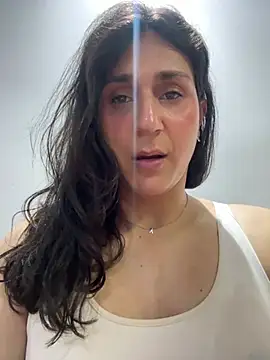 AryloverX webcam