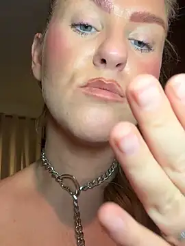 CharleighBaker webcam