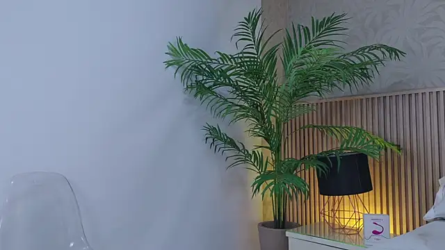 Carrie_GB webcam