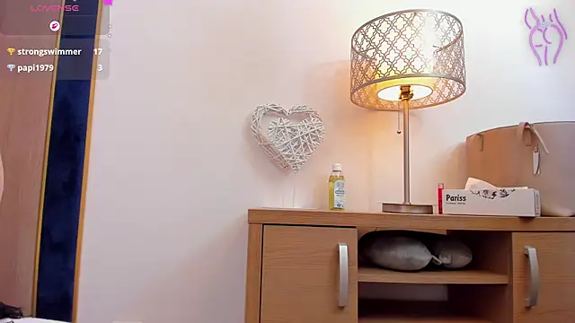 tenny_shy webcam