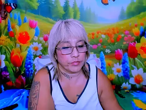 indianroxy webcam