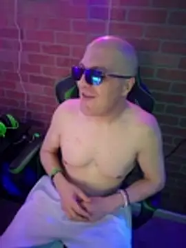 chronic_vibez live cam on StripChat