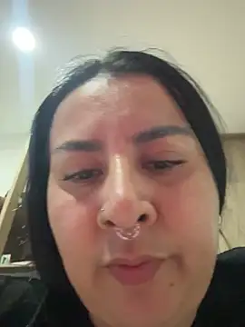 Abril_Luv webcam