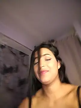 SaharQamar webcam
