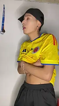CrisAnd1 live sex cam