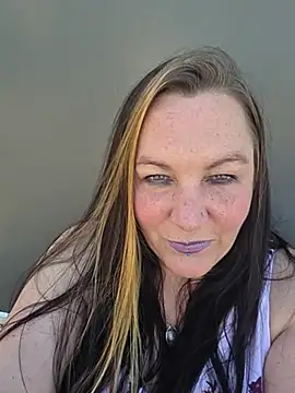 Queenemerald webcam