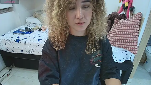 Charlotte11-11 webcam