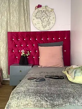 VeryGoodBadGirl1 webcam
