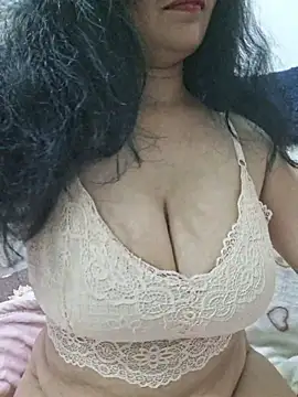 Jassi_Does webcam