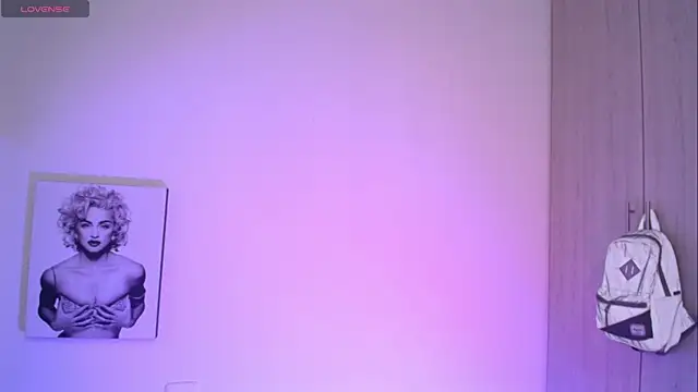 Millie_bobby webcam