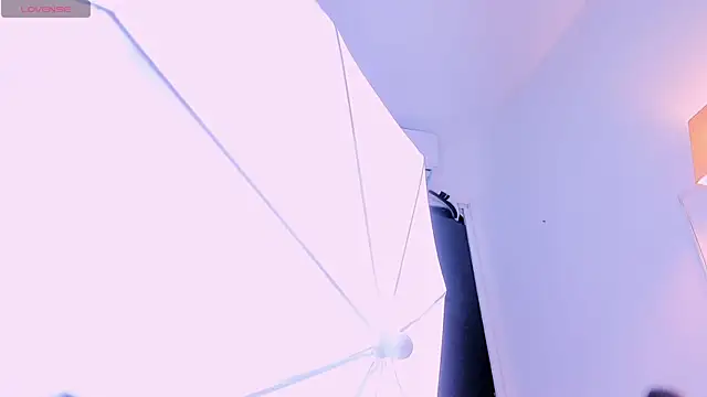 nyx_velvet webcam