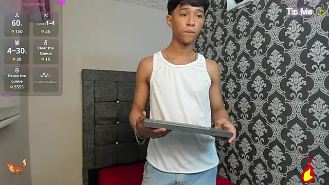 Little_Twink19x Live Web Cam Show