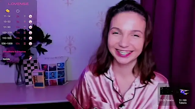 KindHazelHere_ webcam