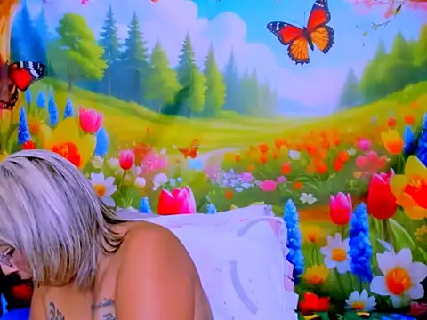 indianroxy webcam