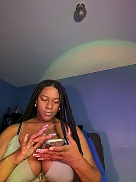 GirthGoddessCoco webcam