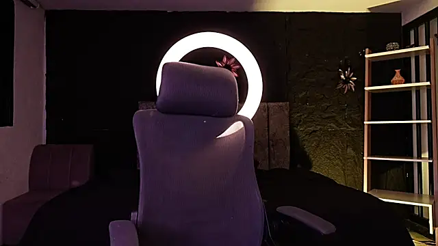LiamDeep webcam