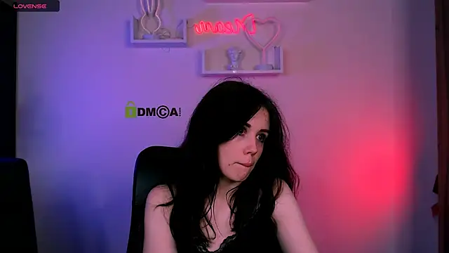 riley_sanders webcam