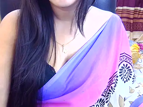 Noor_Zarin webcam
