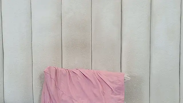 ela_ebony_ webcam