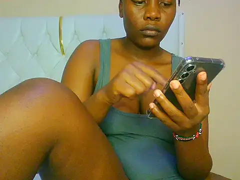 spicyboobs66 webcam