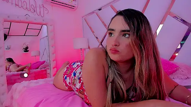 lauren_sofiaa webcam