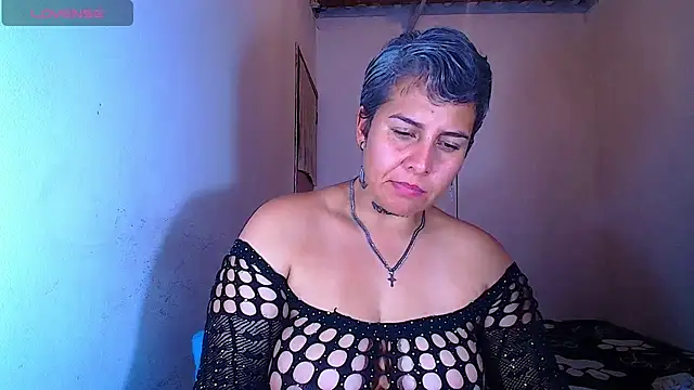 Yessi_rousse webcam