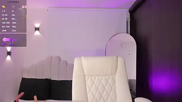 AmberLewis_ webcam