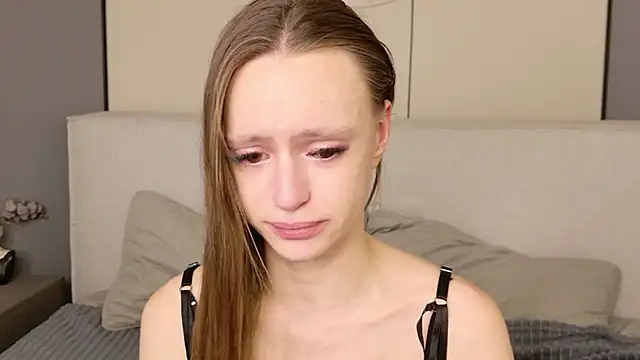RebeccaMartons webcam