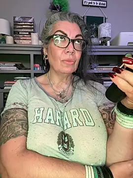 dieseldame1313 webcam