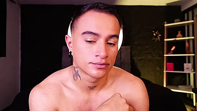 LiamDeep webcam
