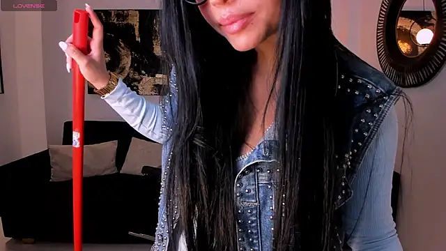 MollyJones_ webcam