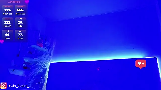 Kylie_brokee webcam