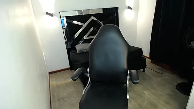 MarianaRojas_ webcam