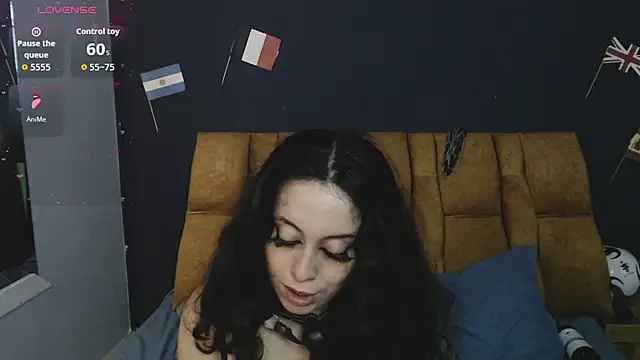 KendraaSimons webcam