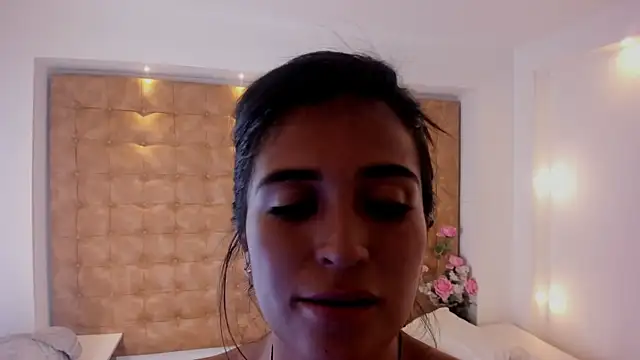violet_giraldo webcam