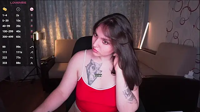 Hoot_owl_cb live cam on StripChat