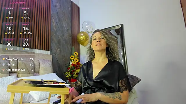 linda_cabal webcam