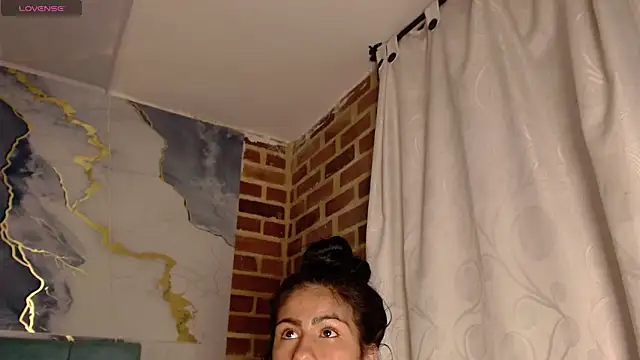 ailyngg webcam