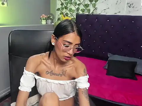 KarlaSlutSkinny__