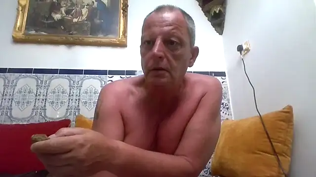 chubbybear2cum webcam