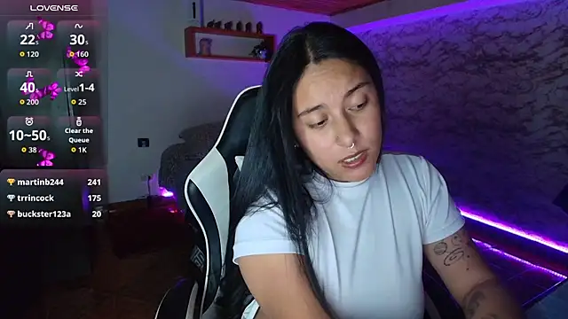 Camila_IRoose webcam