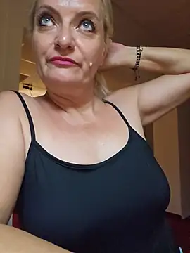LadyTouch webcam