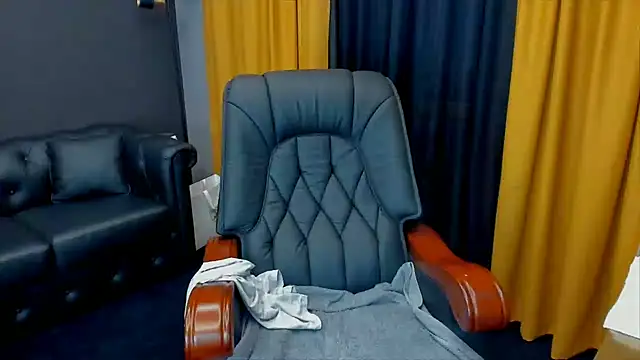 HaleySweet18 webcam