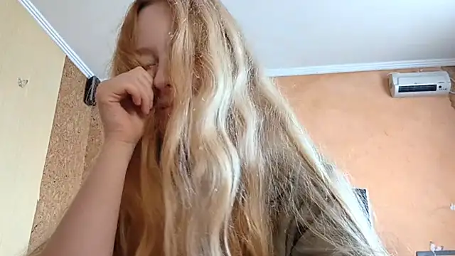 KateVibe_01 webcam