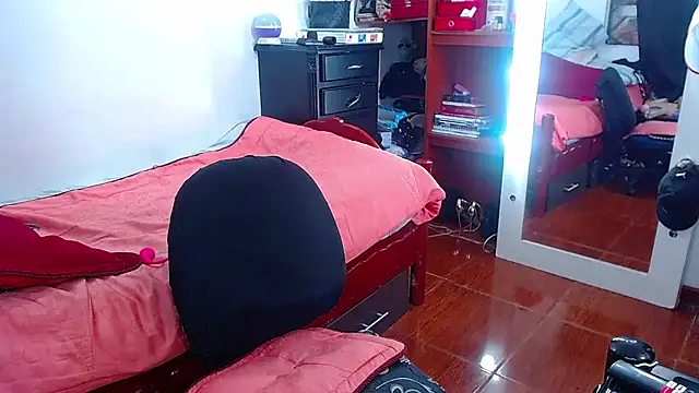 MariamGray1 webcam