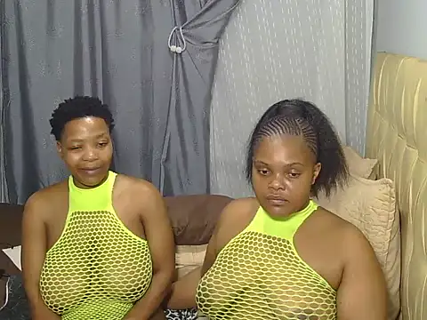 Twin_lovers webcam