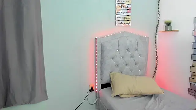 SHARONBLAKE2 webcam