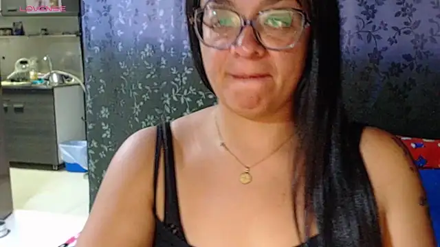 miia-big1boobs_ webcam