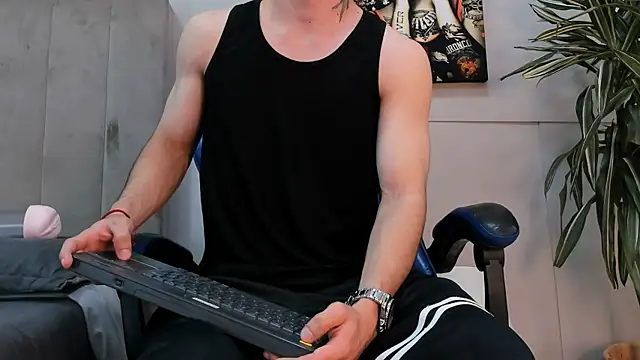 roan_birkin webcam