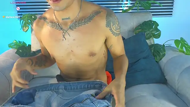 CamiiGuzmanX webcam